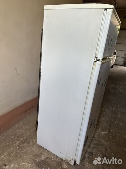 Холодильник атлант бу