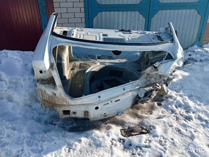 Четверть левая, от фольксваген поло 2014 года