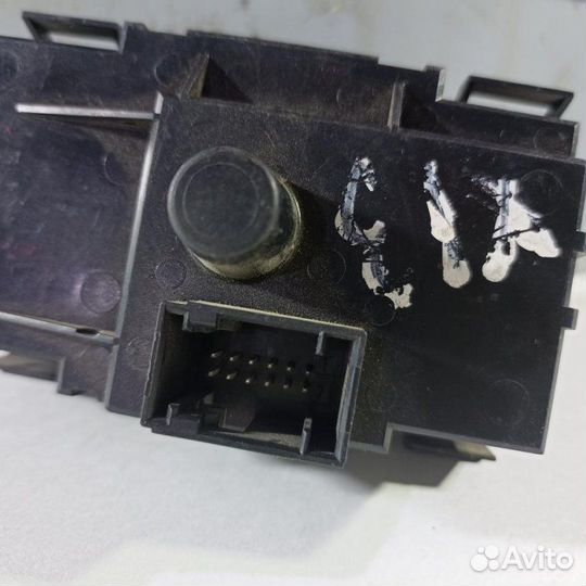 Блок кнопок включения света Bmw X1 (E84)