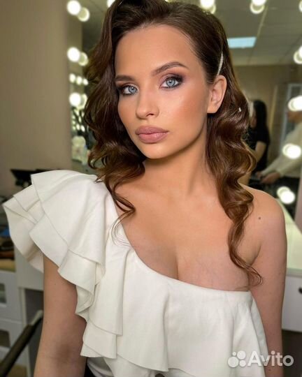 Макияж и прическа