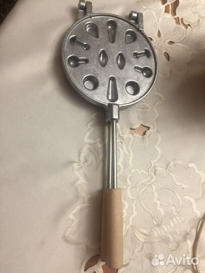 Форма для выпечки орешница