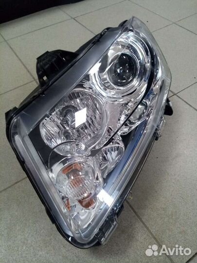 Фара Jeep Compass