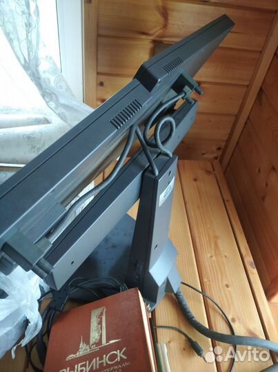 Монитор Bloomberg двойной