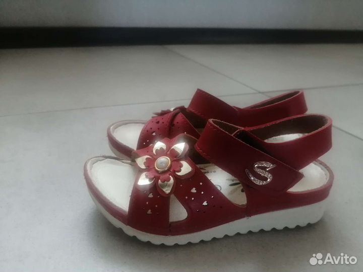 Сандали для девочки
