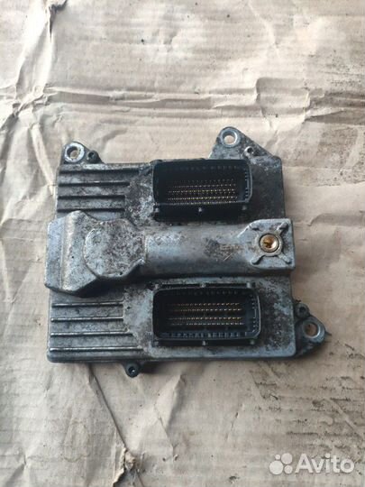 Эбу двигателя Opel Zafira 2.2 2005 Z22YH