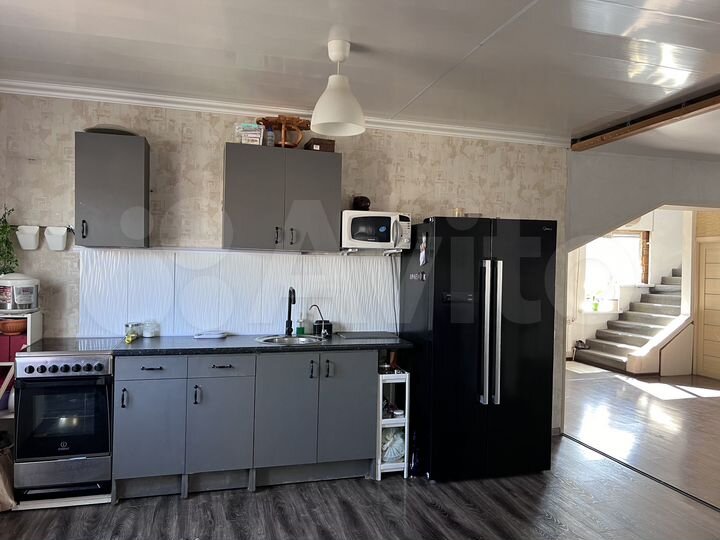 Дом 180 м² на участке 10 сот.