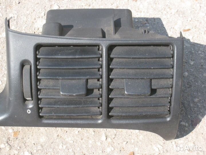 Дефлектор печки центральный Opel Vectra B рестайл