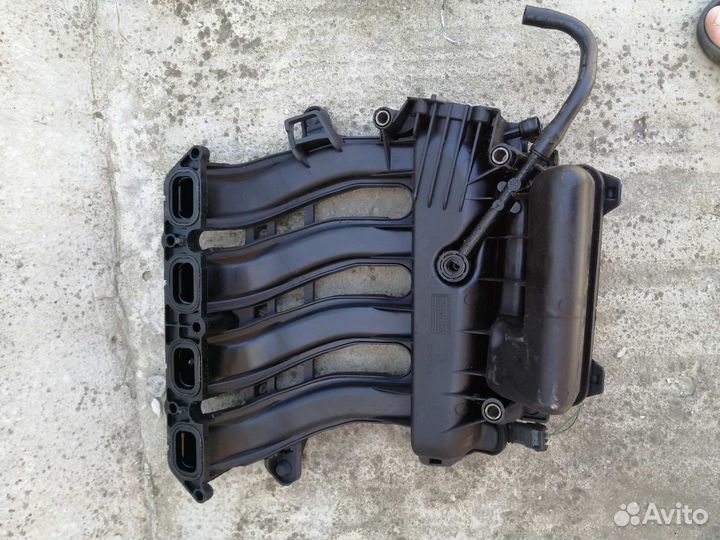 Впускной коллектор Рено Меган 2 1.6 K4M