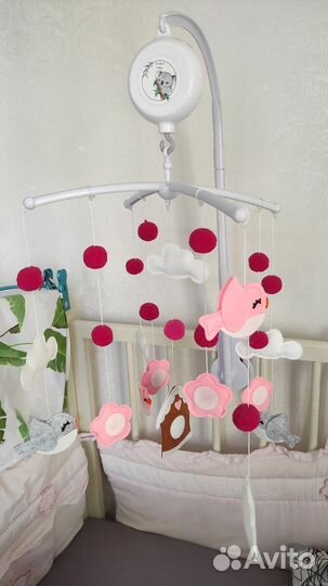 Мобиль на кроватку из фетра