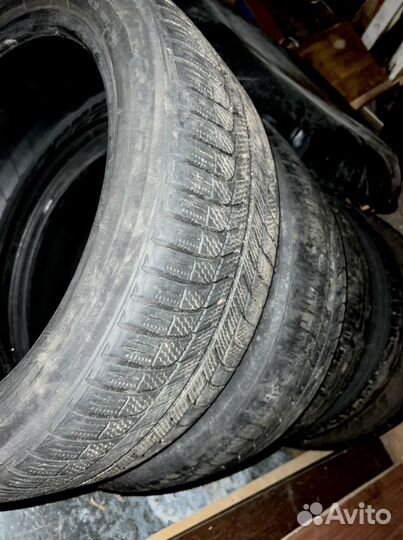 Nokian Tyres Hakkapeliitta 4 245/45 R19