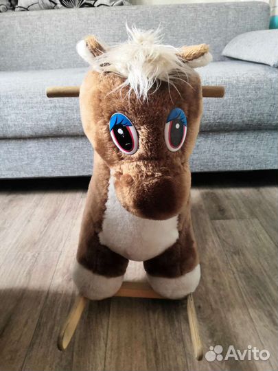 Детская качалка лошадь