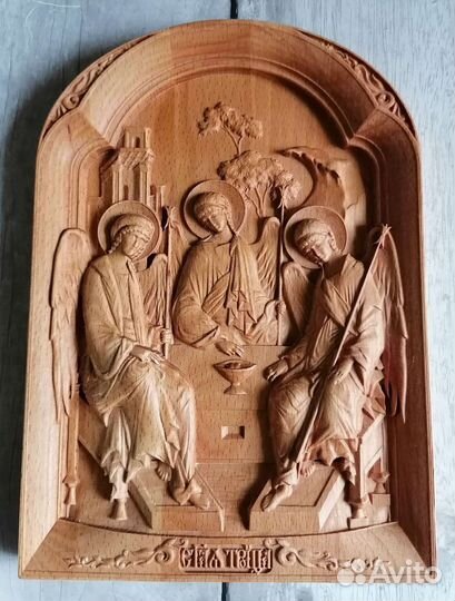 Икона резная деревянная