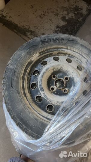 Sava Eskimo Stud 185/65 R15 88