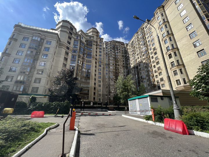 Машиноместо, 13 м²