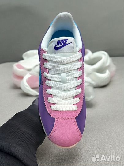 Кроссовки nike cortez женские