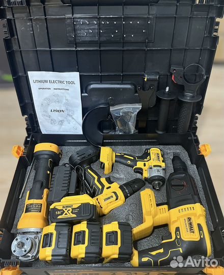 Аккумуляторный набор DeWalt 4в1/ 18вт