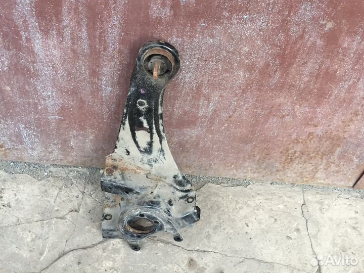 Рычаг задний левый Mittsubishi Outlande 3