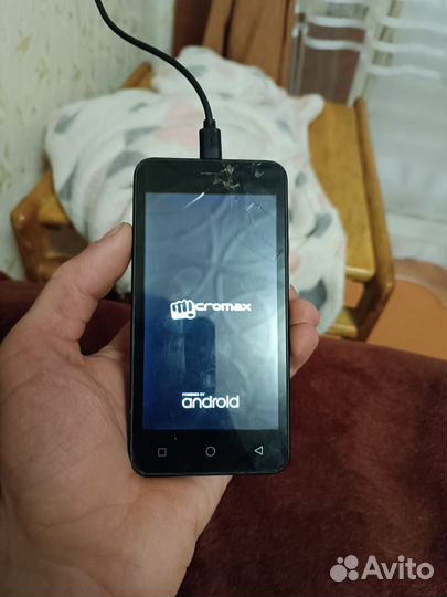 Чехлы на телефон