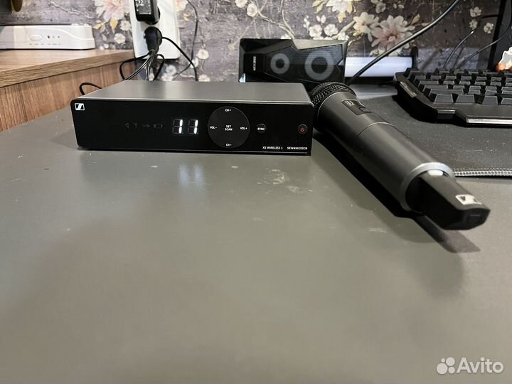 Радиосистема Sennheiser XSW 1