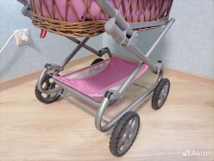 Коляска кукольная