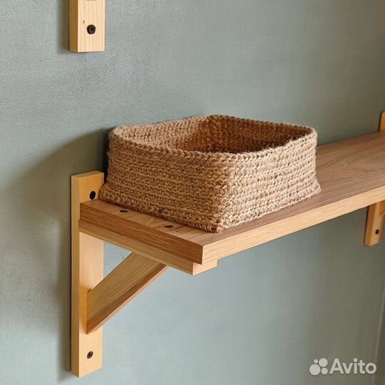 Вязаная корзинка