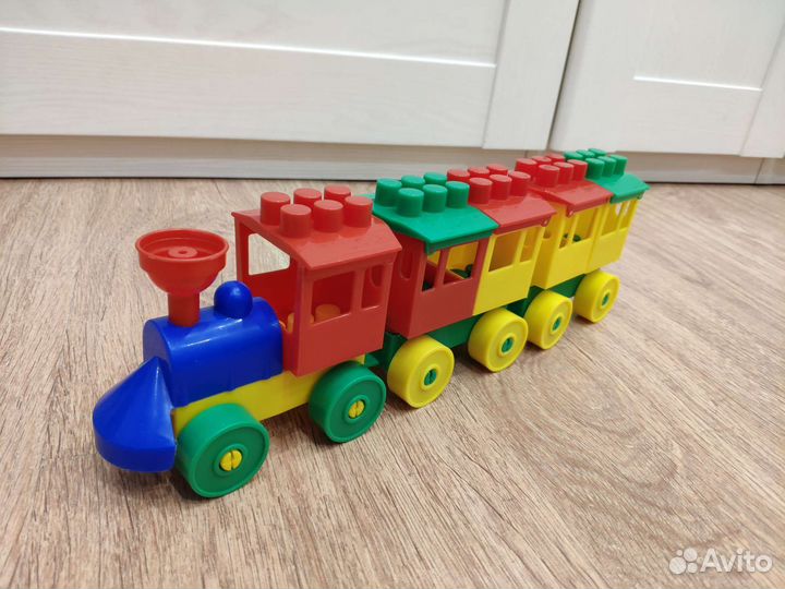 Игрушки для малышей от 0 до 3 лет