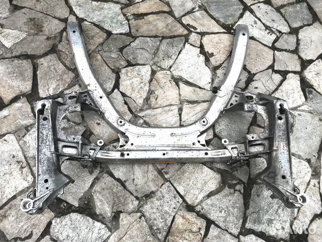 Подрамник передний BMW 5 E60