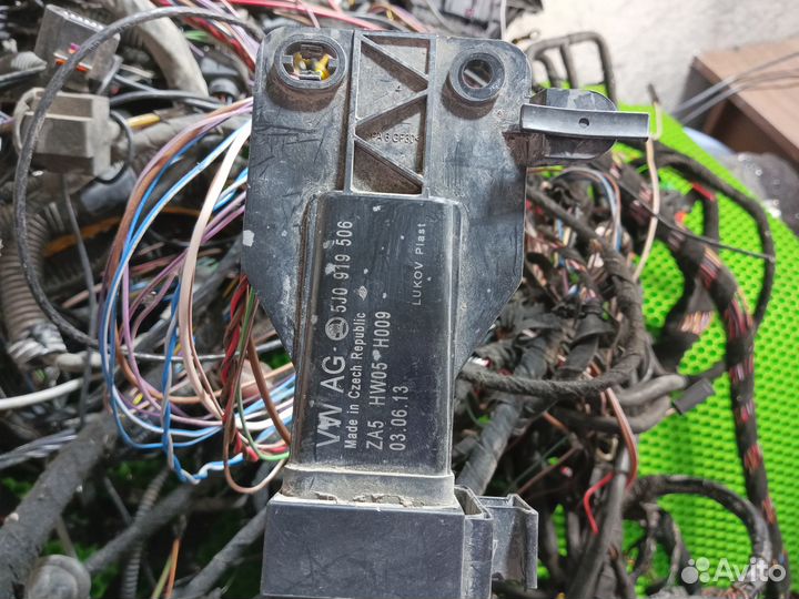 Блок управления вентилятором Volkswagen Polo
