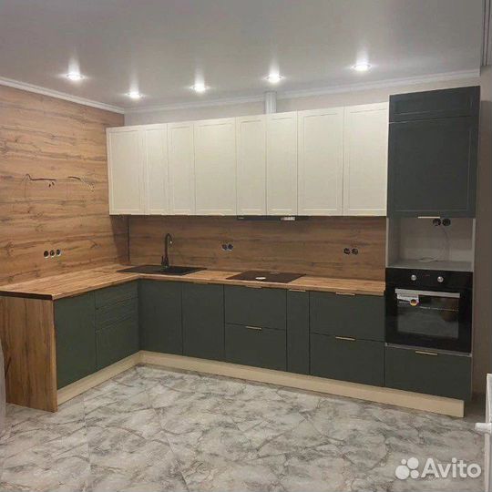 Кухня зеленая матовая