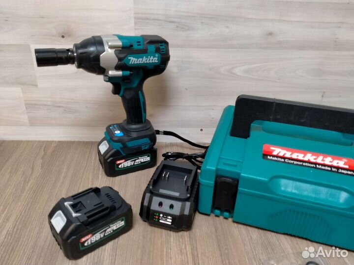 Мощный безщеточный гайковерт, колеса крутит