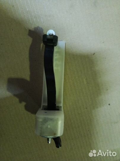 Ограничитель передней двери Lexus NX