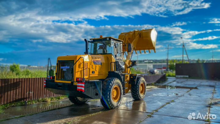 Фронтальный погрузчик Lonking CDM835N, 2024