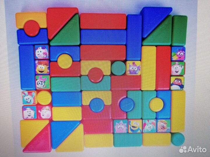 Набор цветных кубиков