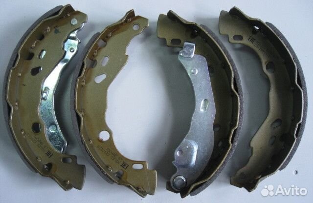 Колодки задние Рено Логан барабанные