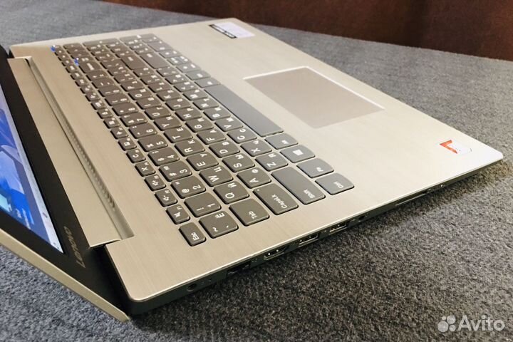 Ультрабук Lenovo