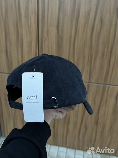 Кепка Ami