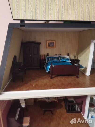 Большой кукольный домик 63x70x31