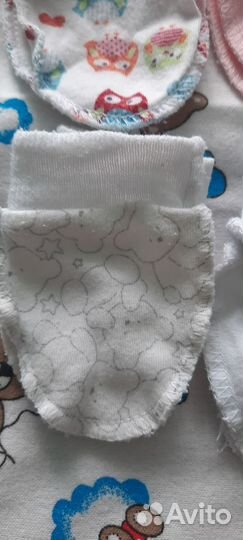 Носочки и царапки для новорожденного