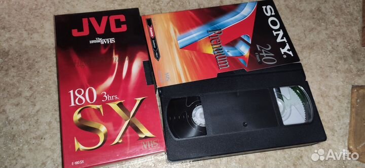 Кассеты с мультами и Петросяном (цены в описании)