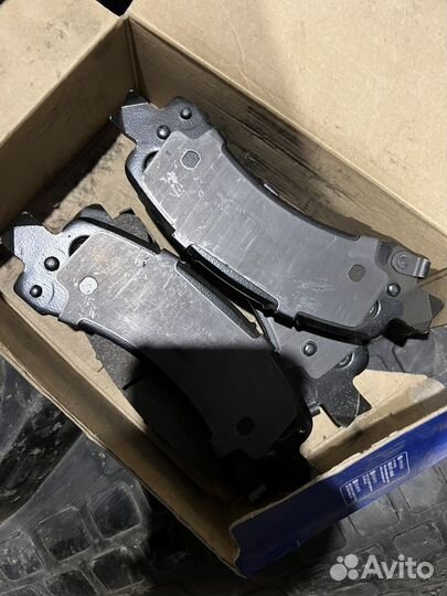 Колодки тормозные зCJадние для escalade exspress