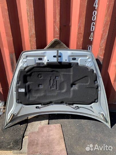 Капот Вольво S40 Volvo V50 C30