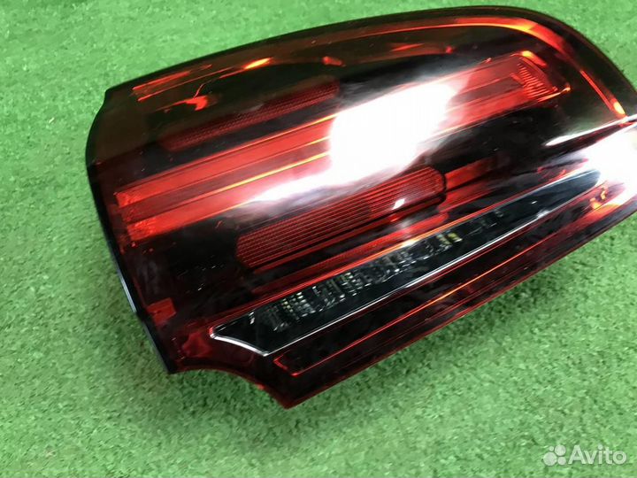 Фонарь задний внутренний левый Porsche Cayenne