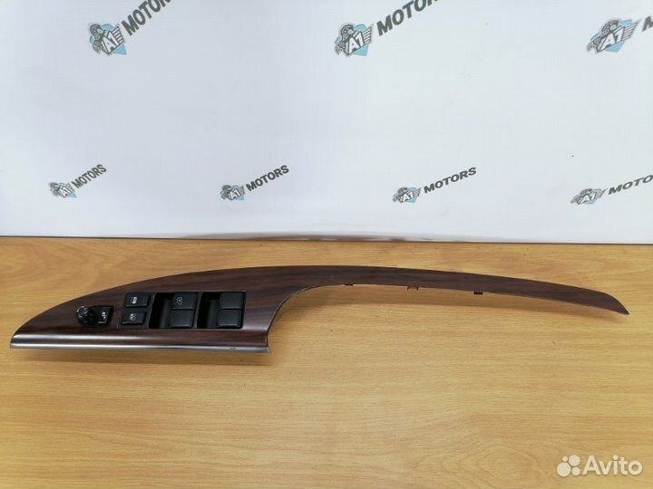 Блок управления стеклоподъемниками Nissan Teana