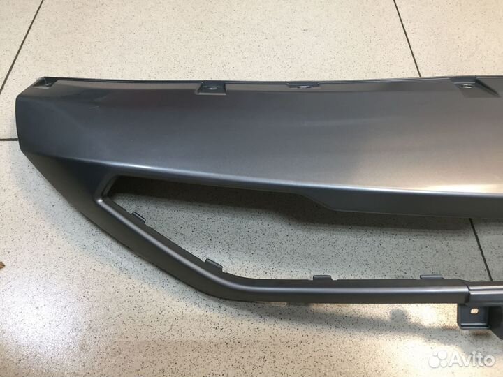 Нижняя часть переднего бампера t1d/t1a серебристая