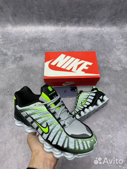 Nike Air Max Shox