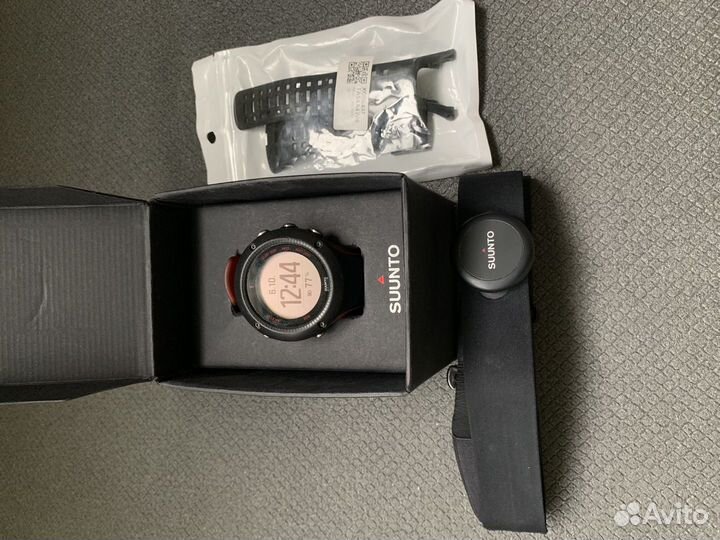 Часы suunto ambit3 run