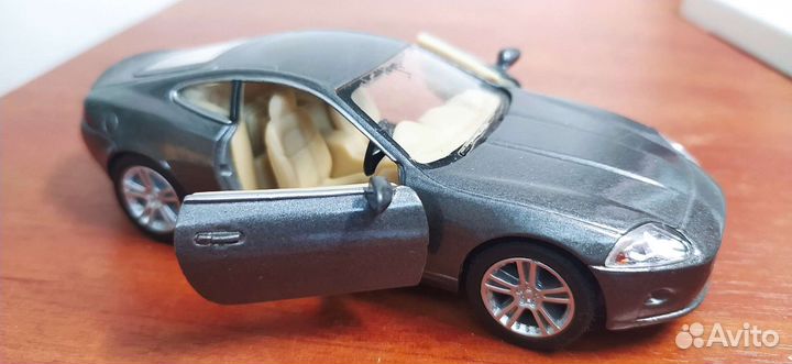 Модель машины Jaguar