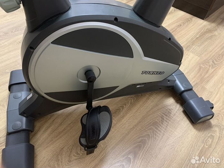 Велотренажер torneo