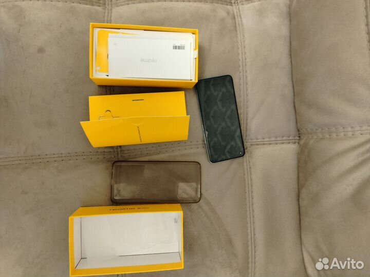 realme 8 Pro, 6/128 ГБ