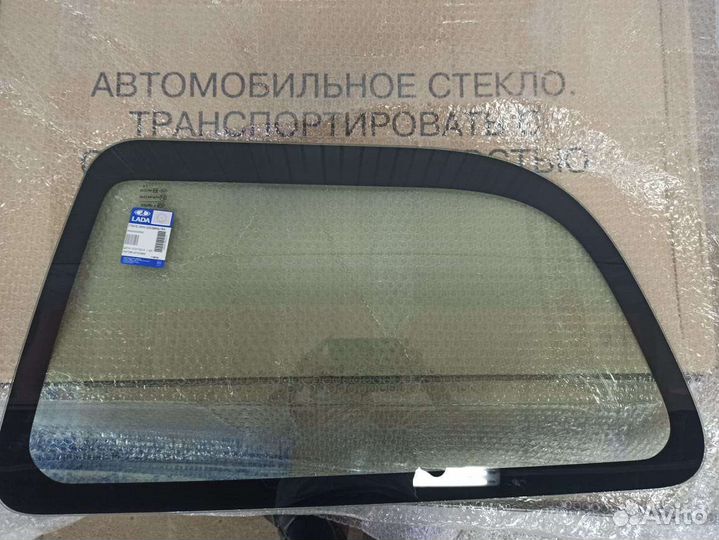 Правое стекло крыла Лада Ларгус
